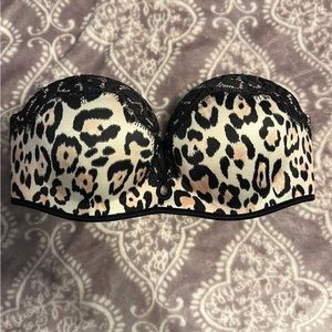 Victoria’s Secret Bra 32C